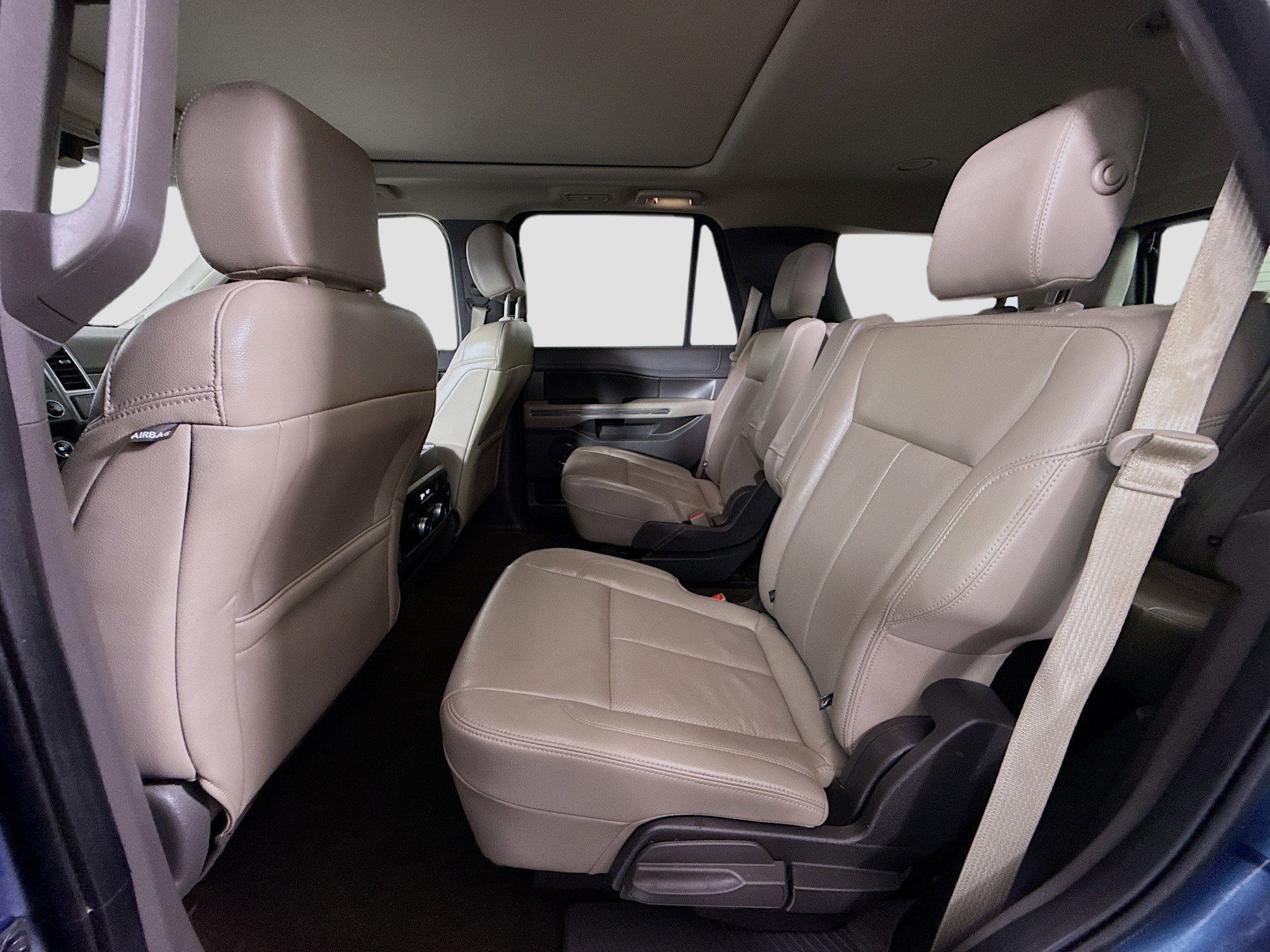 Used 2020 Ford Expedition XLT w/ Equipment Group 202A image 25