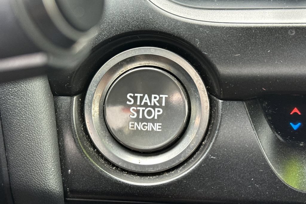 Used 2019 Lexus UX 200 FWD image 22