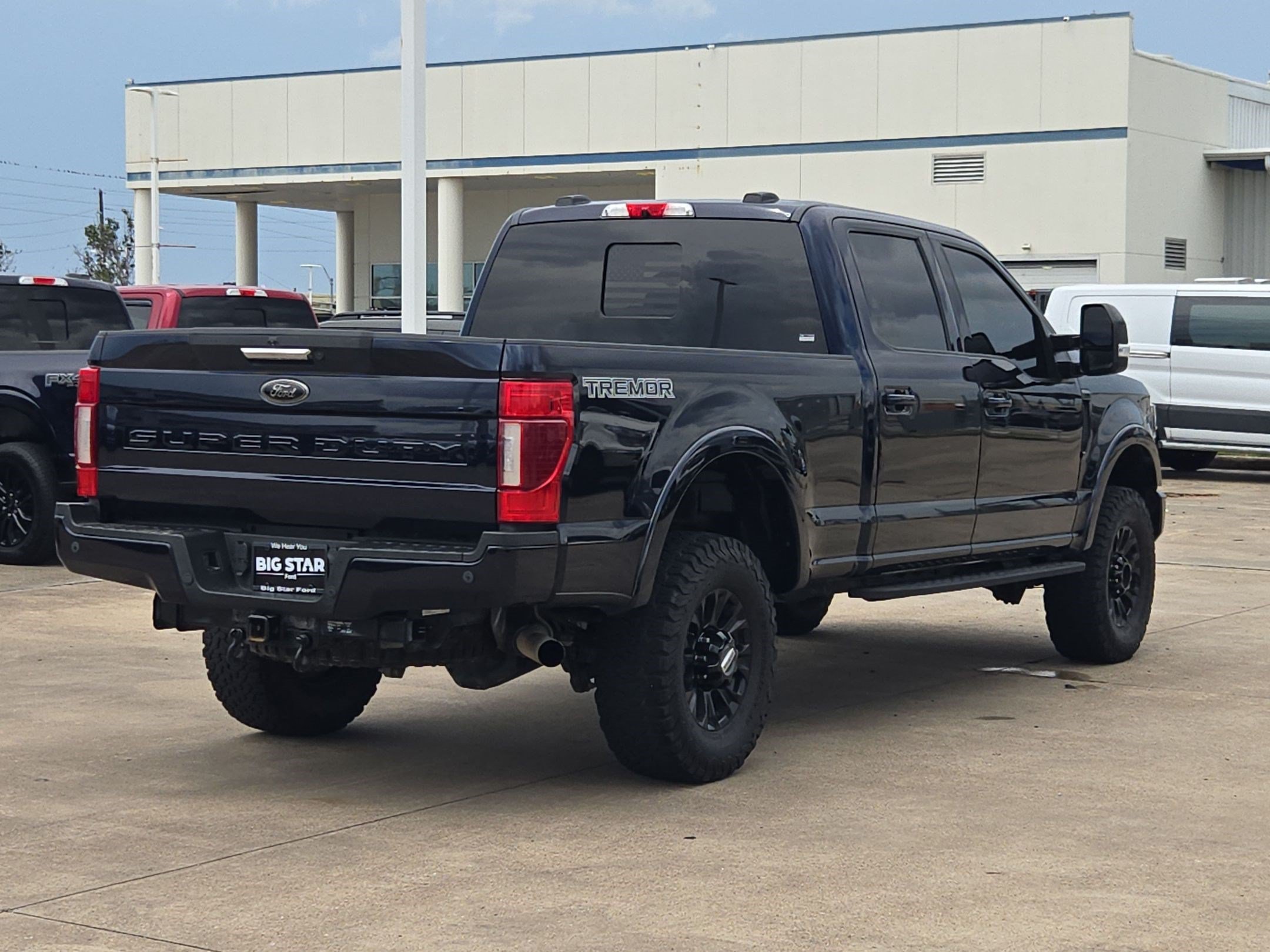 Used 2021 Ford F250 Lariat AWD/4WD image 3