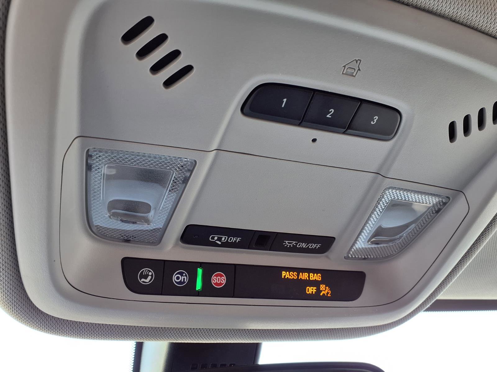 Certified 2020 Chevrolet Traverse LT FWD image 19