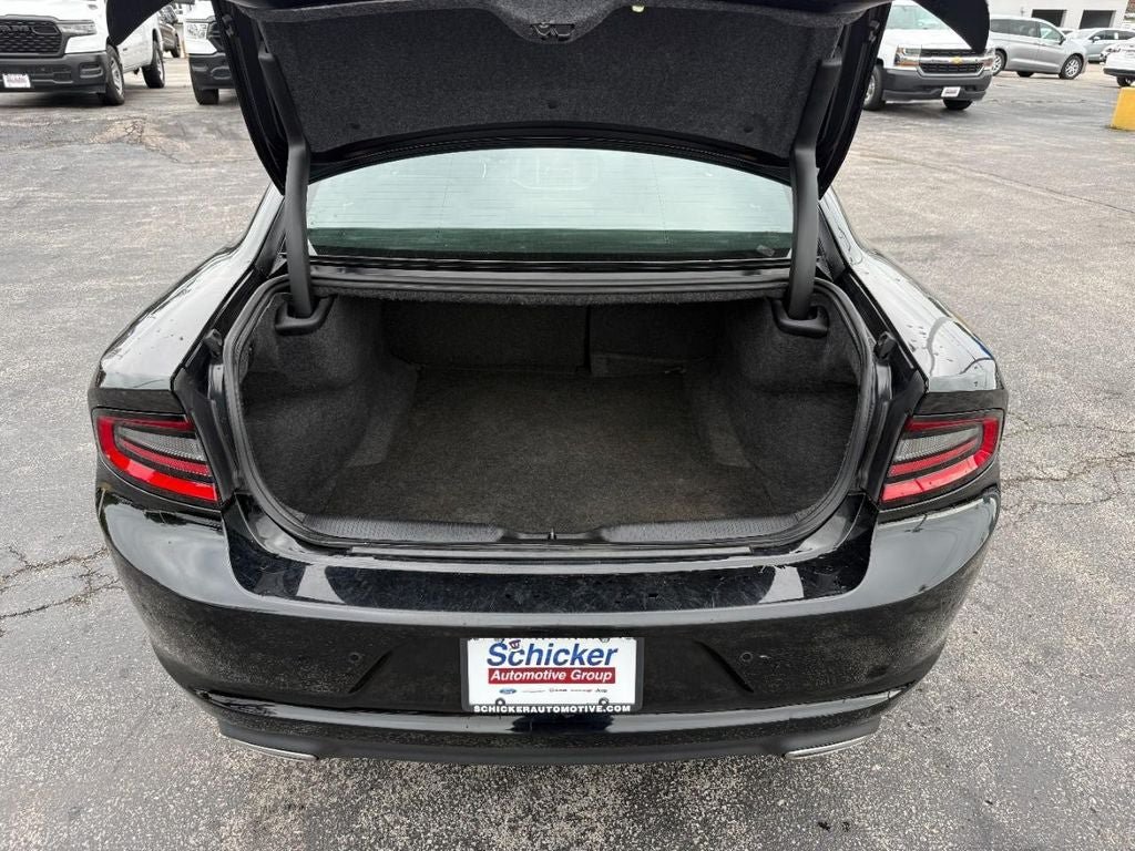Used 2021 Dodge Charger SXT w/ Blacktop Package AWD/4WD image 7