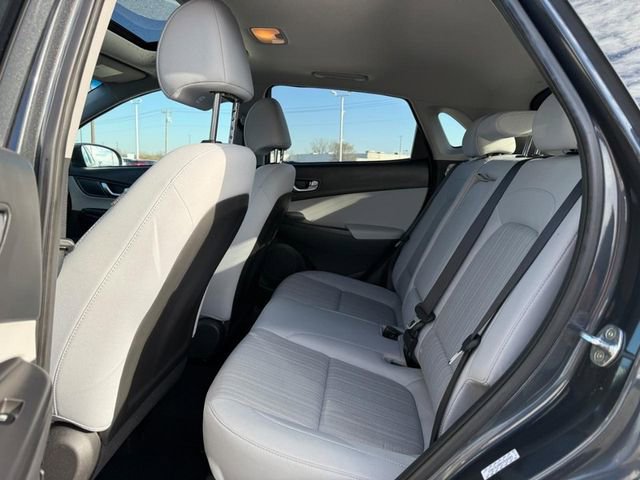 Used 2023 Hyundai Kona SEL w/ Convenience Package AWD/4WD image 10