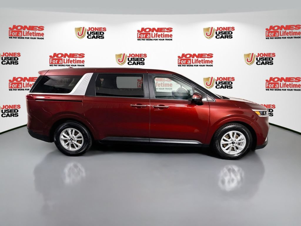 Used 2022 Kia Carnival LX FWD image 16