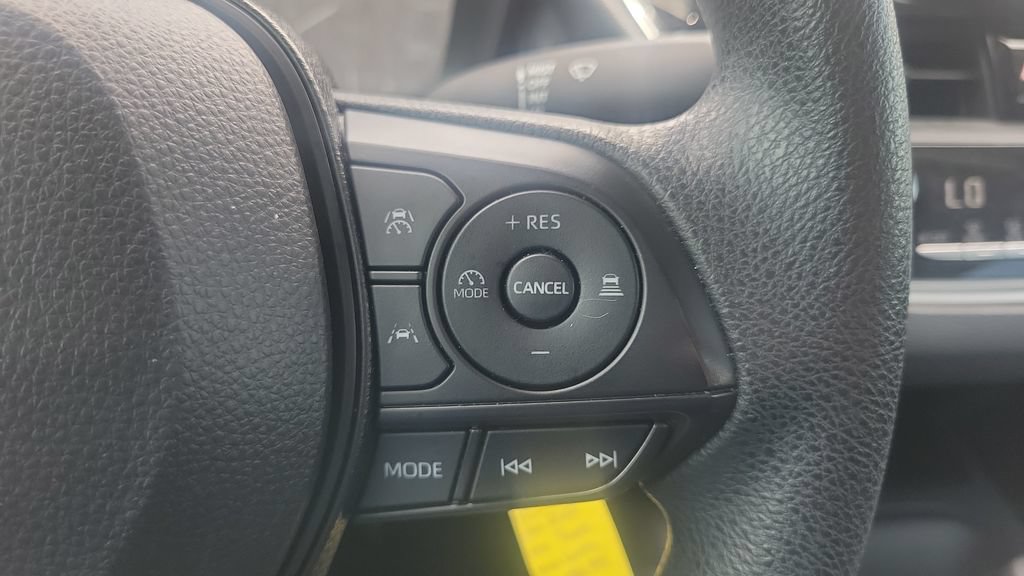 Used 2023 Toyota Corolla LE FWD image 21