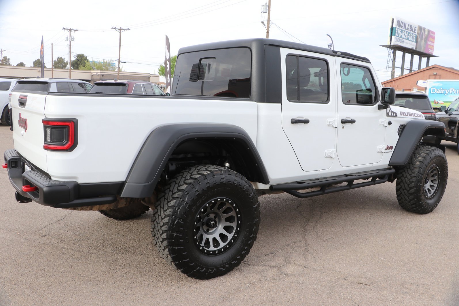 Used 2023 Jeep Gladiator Rubicon w/ Trailer Tow Package image 7