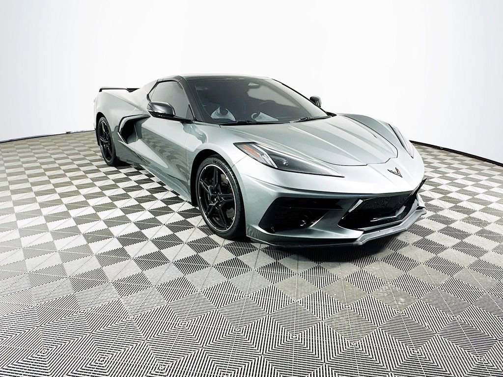 Used 2024 Chevrolet Corvette Stingray Convertible w/ Z51 Performance Package image 2