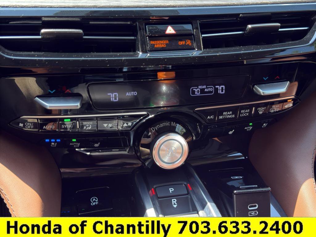 Used 2024 Acura MDX SH-AWD w/ Advance Package image 16