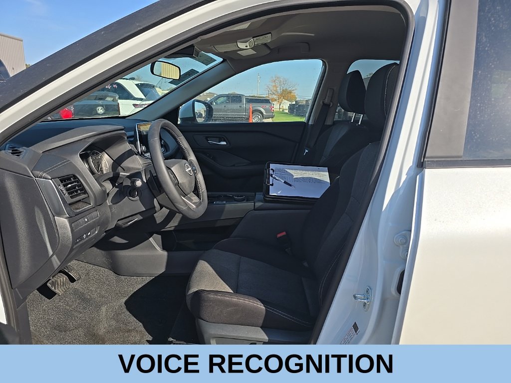 Used 2026 Nissan Rogue SV w/ Cold Weather Package AWD/4WD image 9