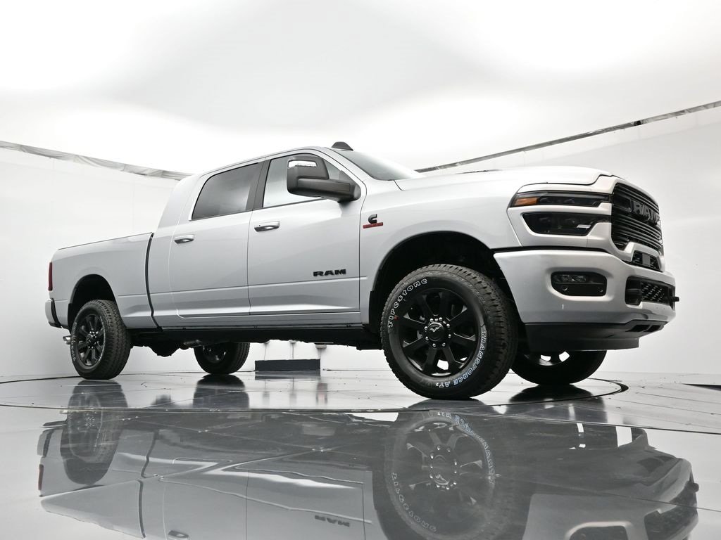 New 2026 RAM 2500 Laramie AWD/4WD image 41