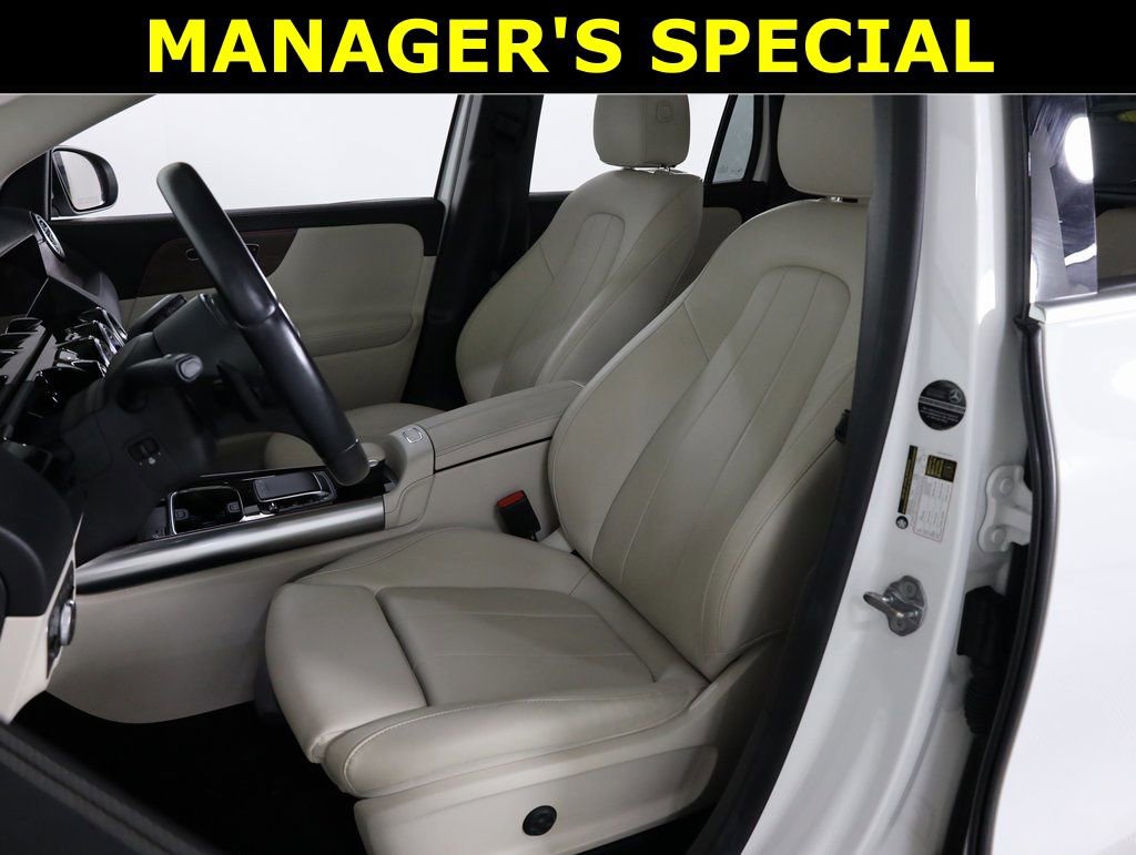 Certified 2023 Mercedes-Benz GLA 250 4MATIC w/ Premium Package image 26