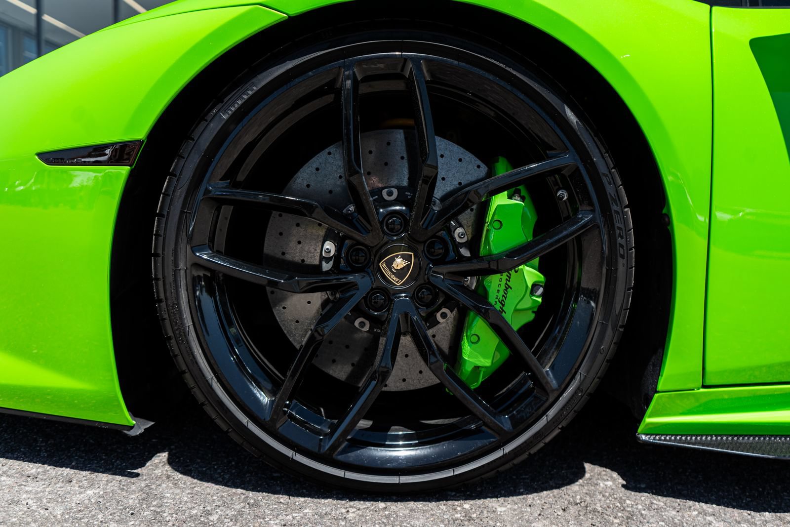 Used 2015 Lamborghini Huracan LP 610-4 AWD/4WD image 29