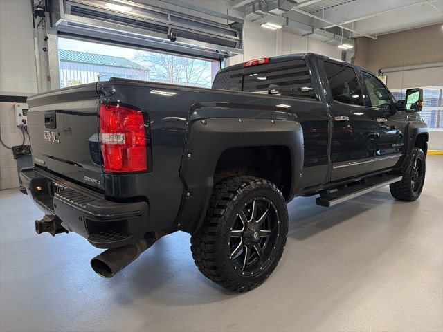 Used 2018 GMC Sierra 2500 Denali w/ Duramax Plus Package AWD/4WD image 8