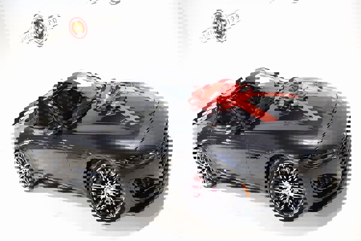 Used 2021 Jaguar F-TYPE R-Dynamic image 2