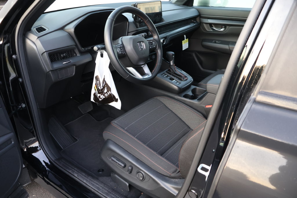 Used 2026 Honda CR-V Sport image 7