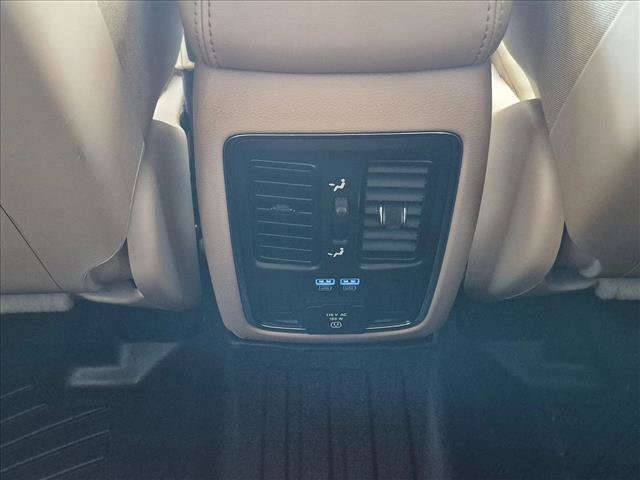 Used 2021 Jeep Grand Cherokee Limited AWD/4WD image 18