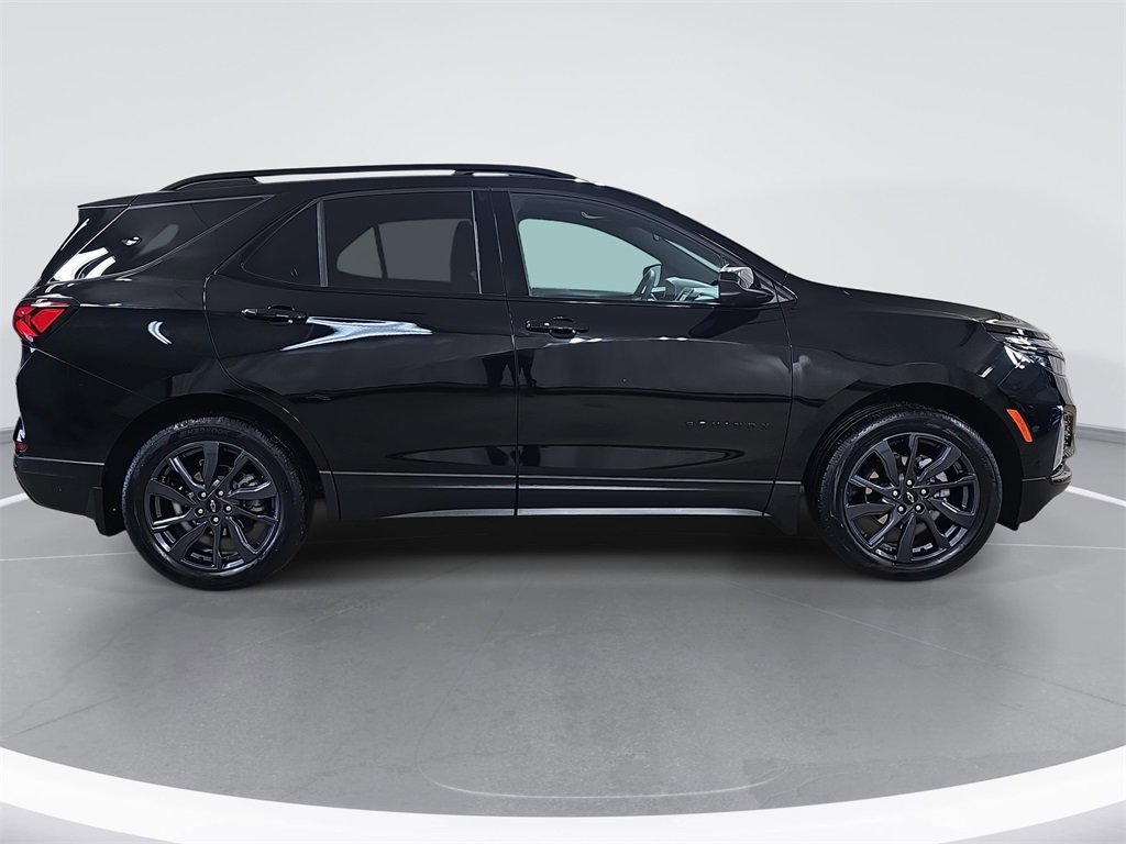 Certified 2023 Chevrolet Equinox RS w/ LPO, Floor Liner Package image 2