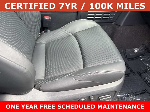Used 2025 Toyota 4Runner Limited AWD/4WD image 10