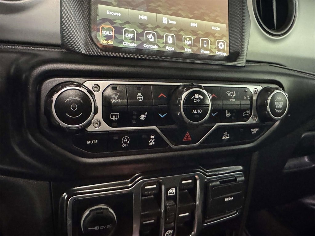 Used 2021 Jeep Wrangler Unlimited Sport image 25
