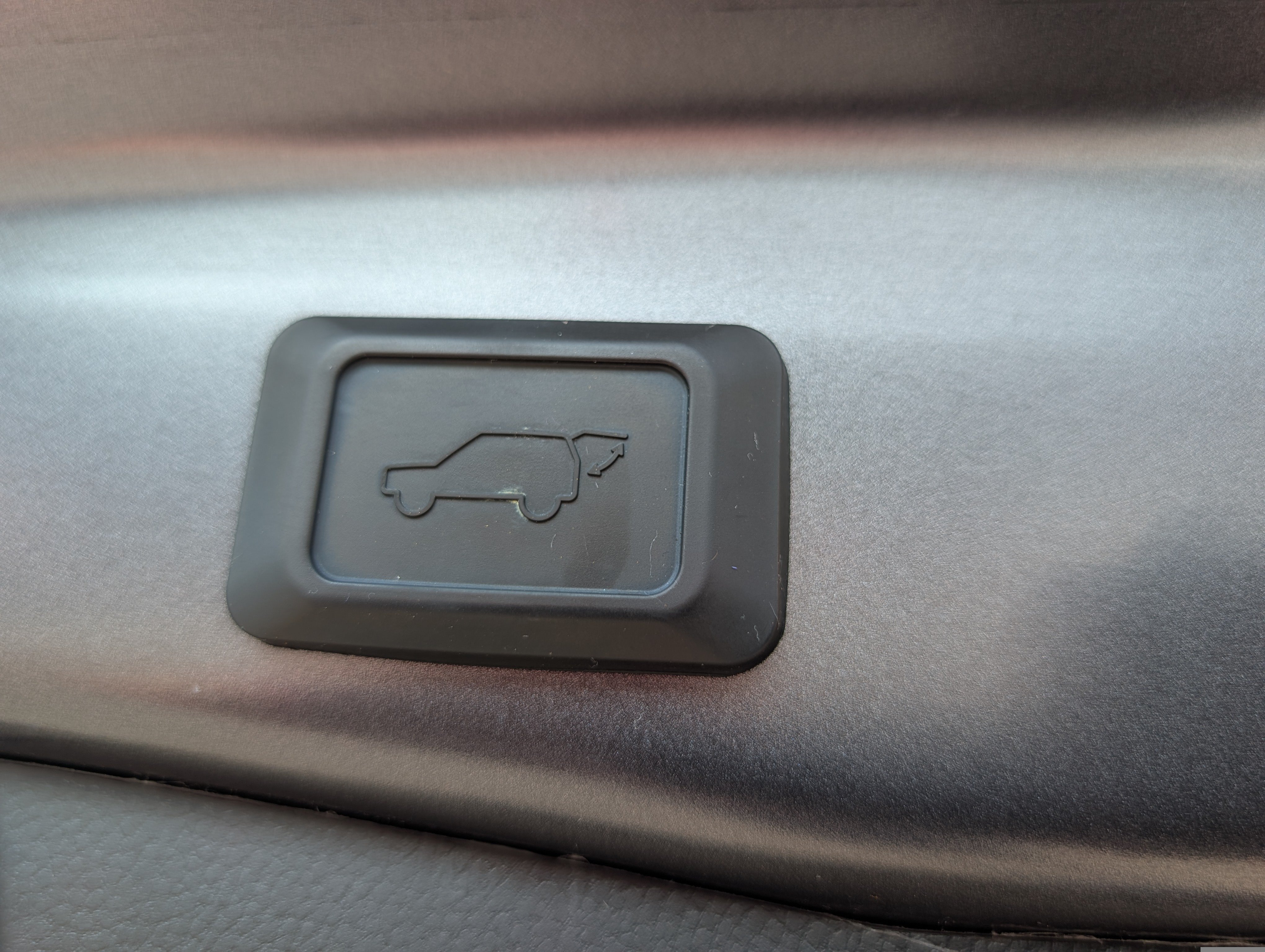 Used 2023 Toyota RAV4 XLE Premium AWD/4WD image 14