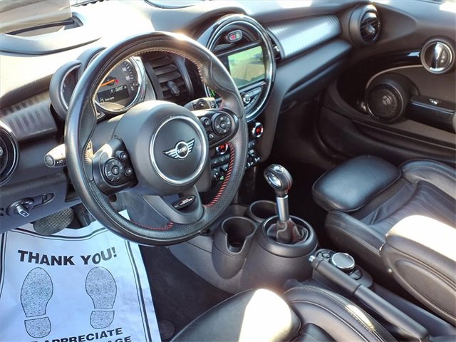 Used 2019 MINI Cooper S w/ Signature Upholstery Package image 6