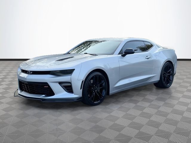 Used 2016 Chevrolet Camaro SS RWD image 3