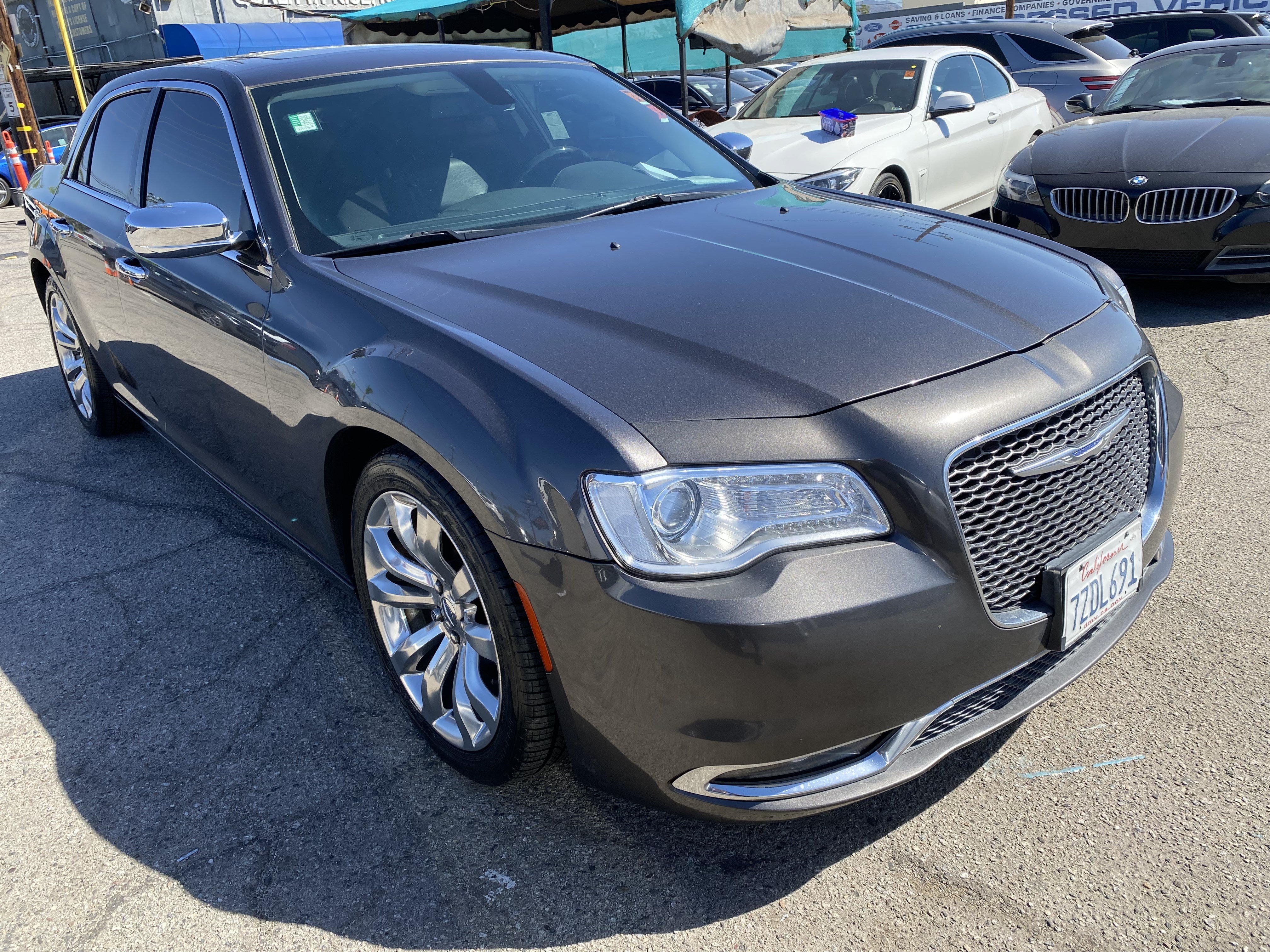 Used 2017 Chrysler 300 C RWD image 6