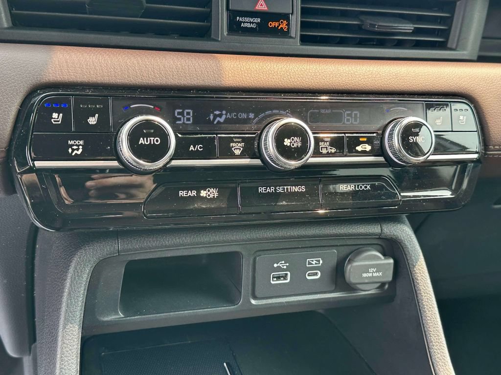 Certified 2025 Honda Pilot Elite image 25