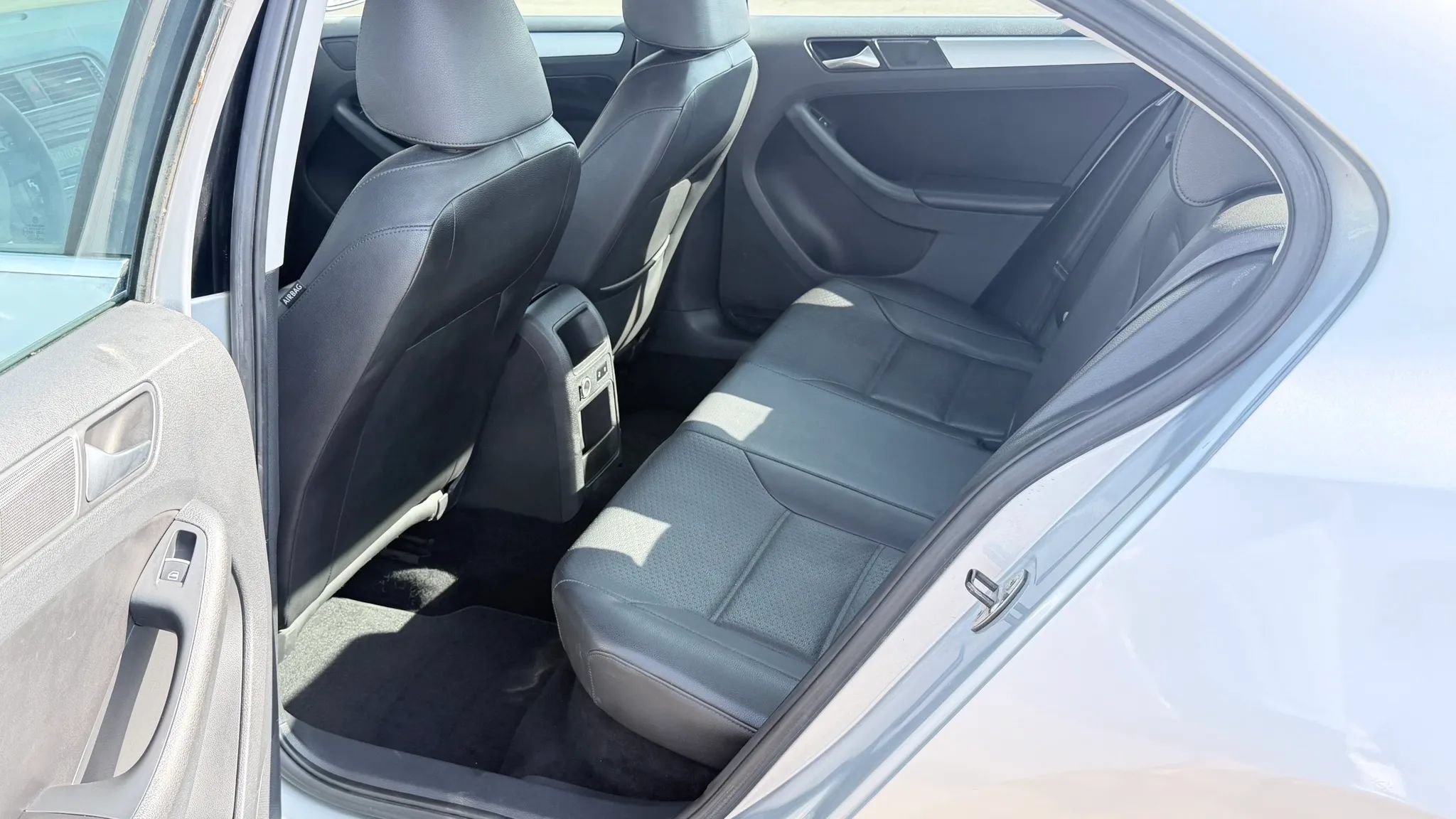 Used 2013 Volkswagen Jetta SE FWD image 13