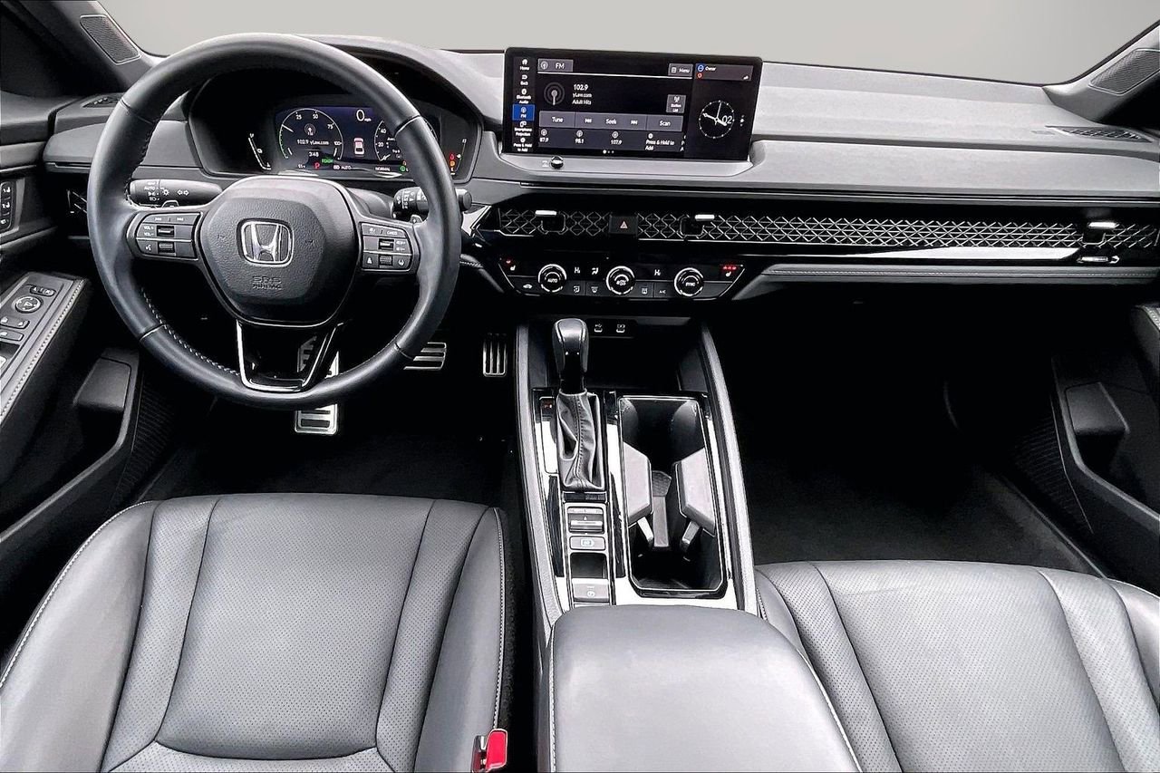 Used 2023 Honda Accord Sport image 15