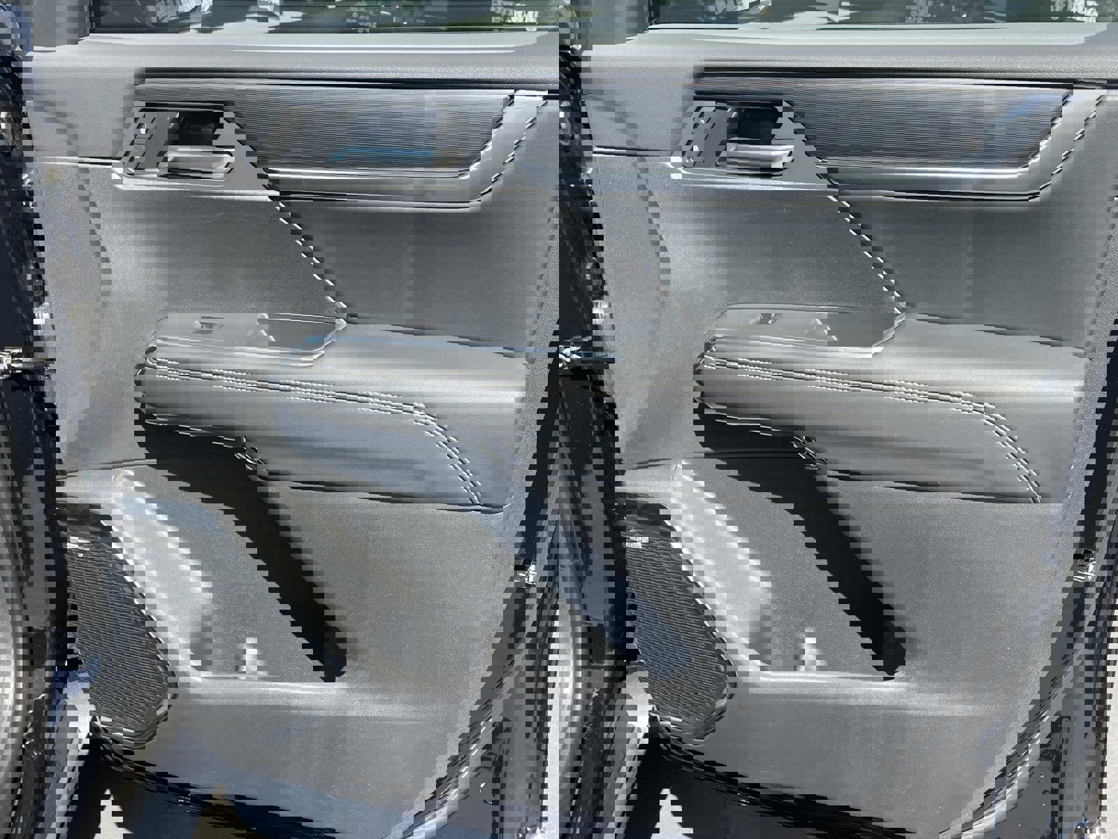 New 2026 GMC Acadia Elevation w/ Black Edition image 27