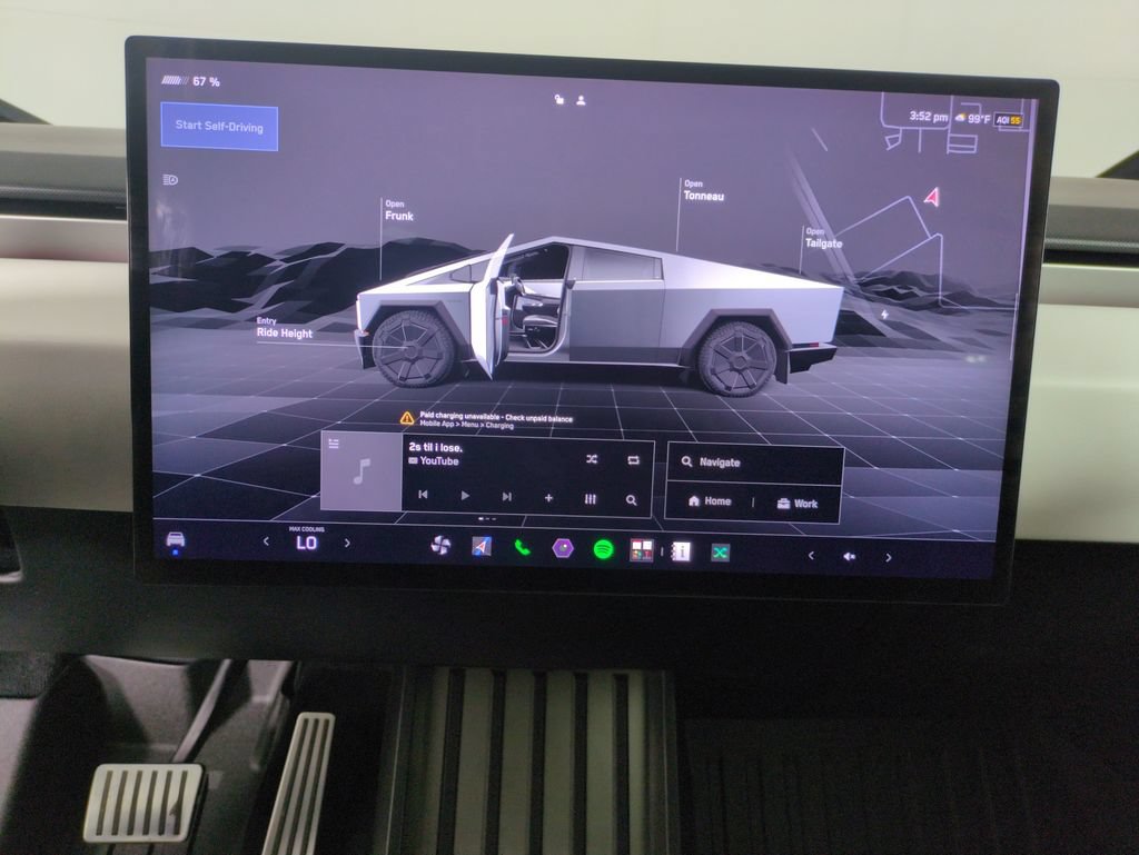 Used 2024 Tesla Cybertruck AWD Crew Cab image 20