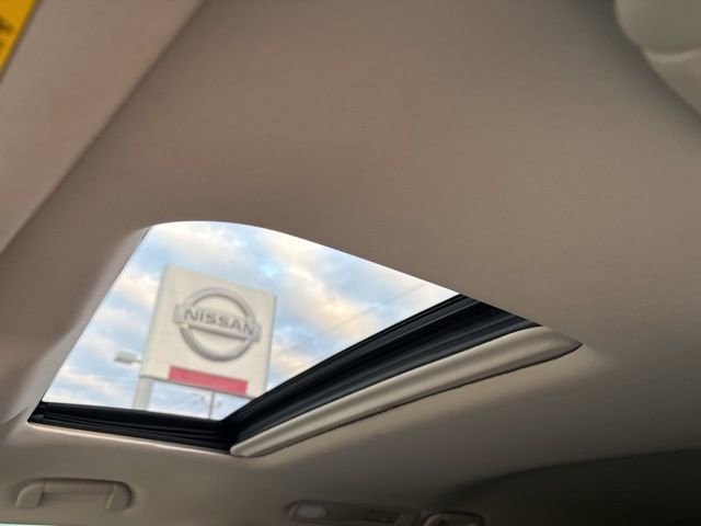 Certified 2024 Nissan Armada Platinum w/ Captain's Chairs Package image 24