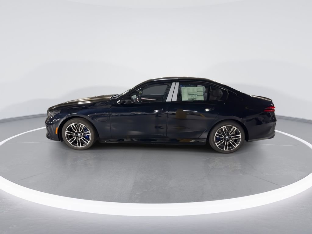 New 2026 BMW 550e xDrive image 5
