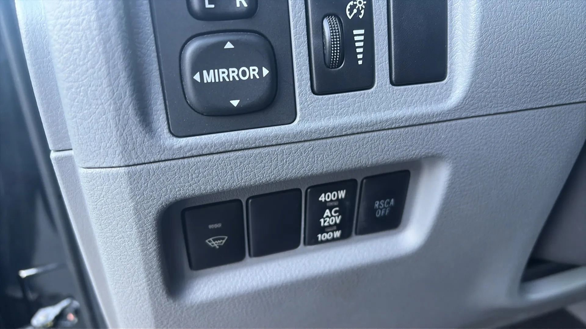 Used 2011 Toyota 4Runner SR5 image 40