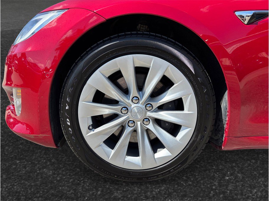 Used 2018 Tesla Model S 75D image 13