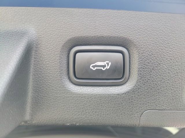 Used 2019 Hyundai Santa Fe AWD image 8