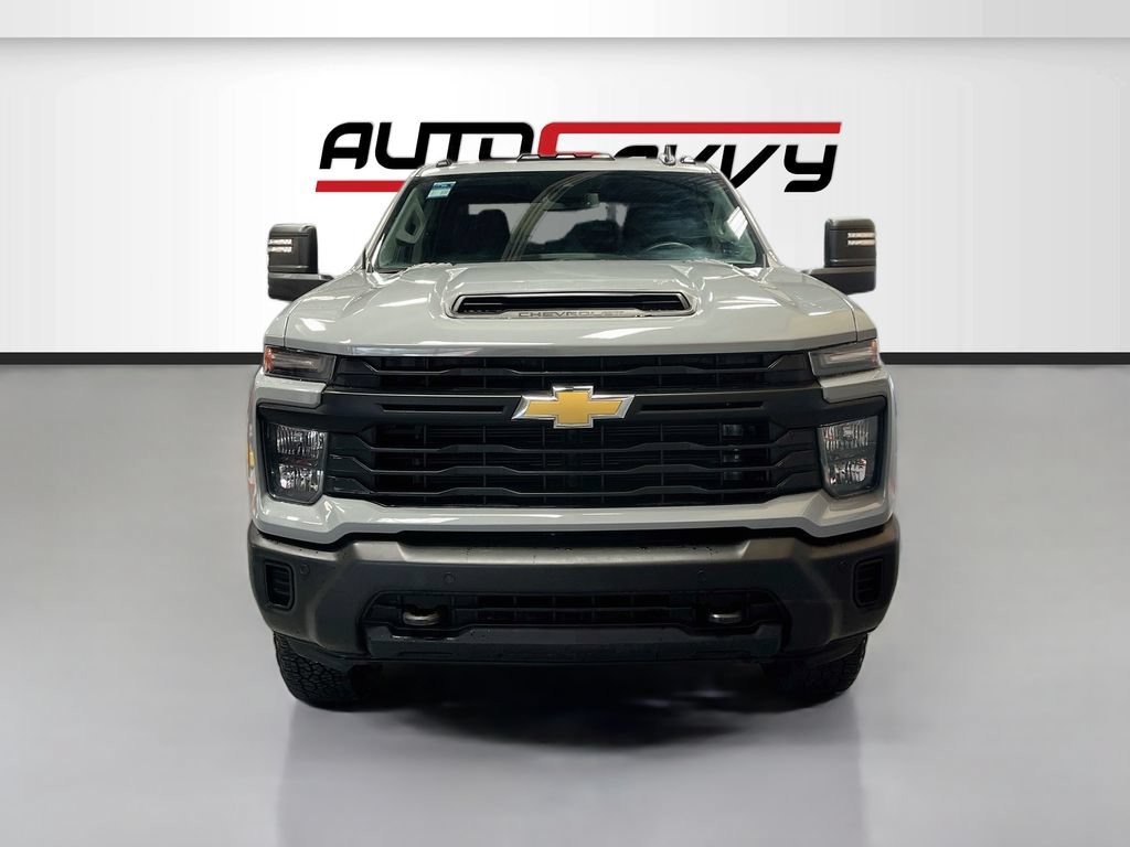 Used 2025 Chevrolet Silverado 2500 Custom w/ Custom Value Package AWD/4WD image 2