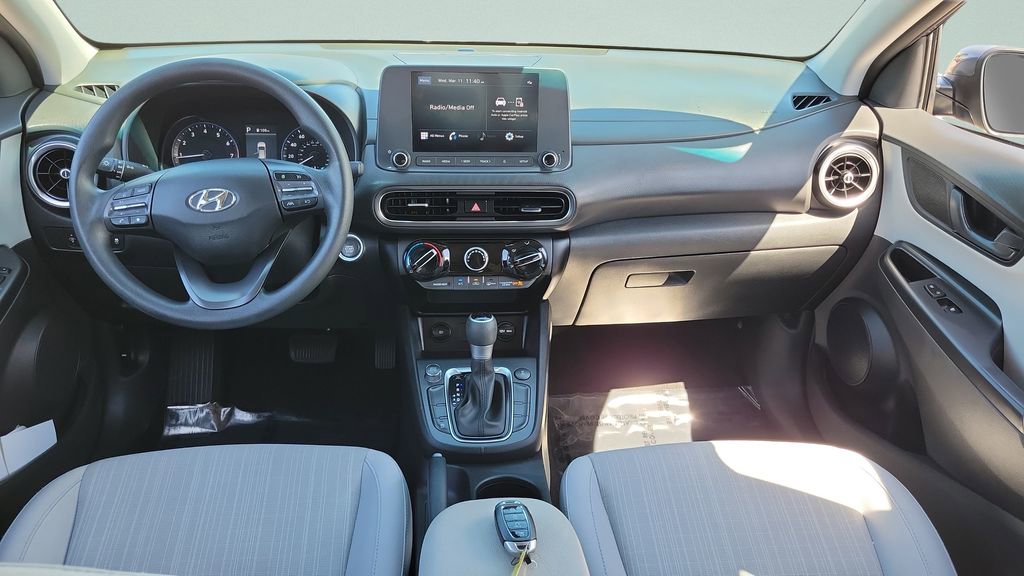 Used 2023 Hyundai Kona SEL image 14