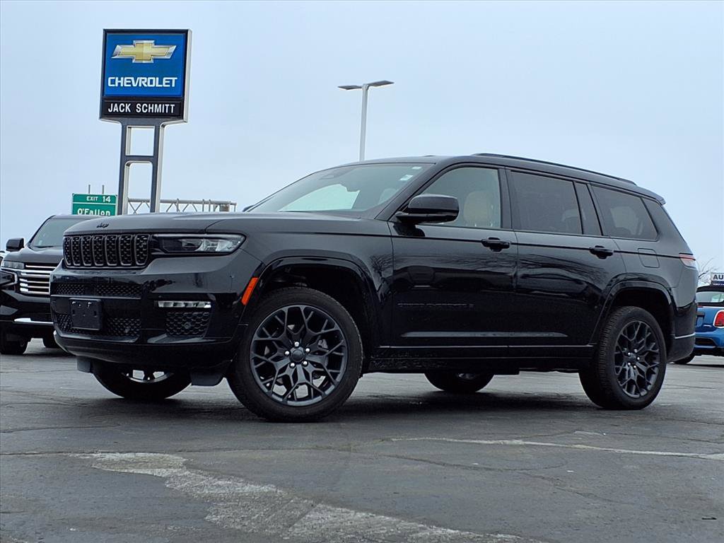 Used 2024 Jeep Grand Cherokee L Summit image 2