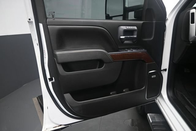 Used 2015 GMC Sierra 2500 SLT AWD/4WD image 12