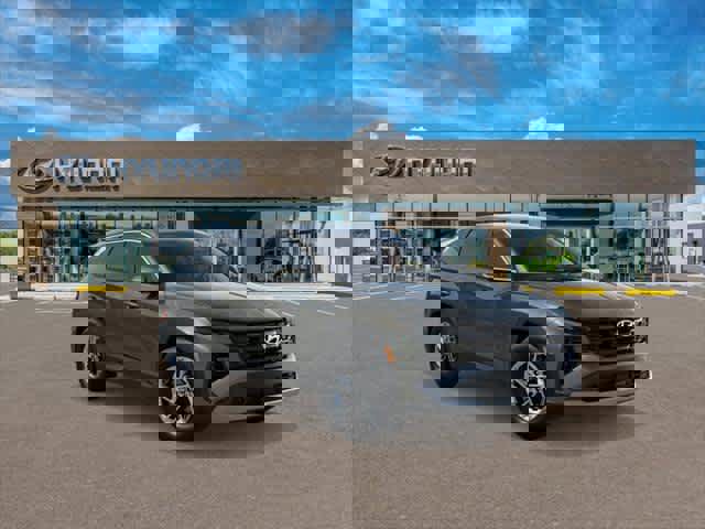New 2025 Hyundai Tucson SE