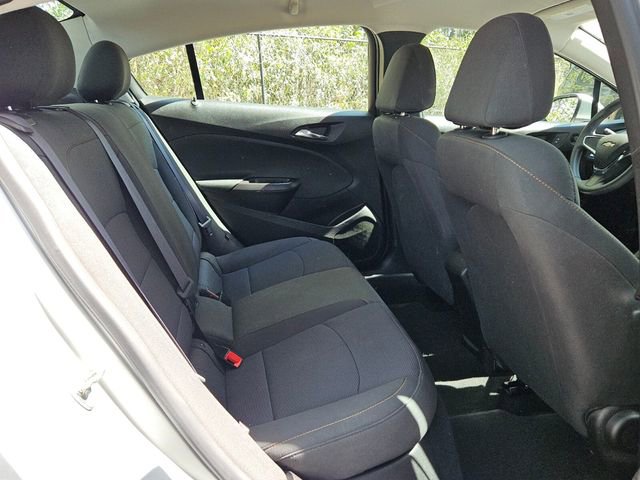 Used 2017 Chevrolet Cruze LS FWD image 14
