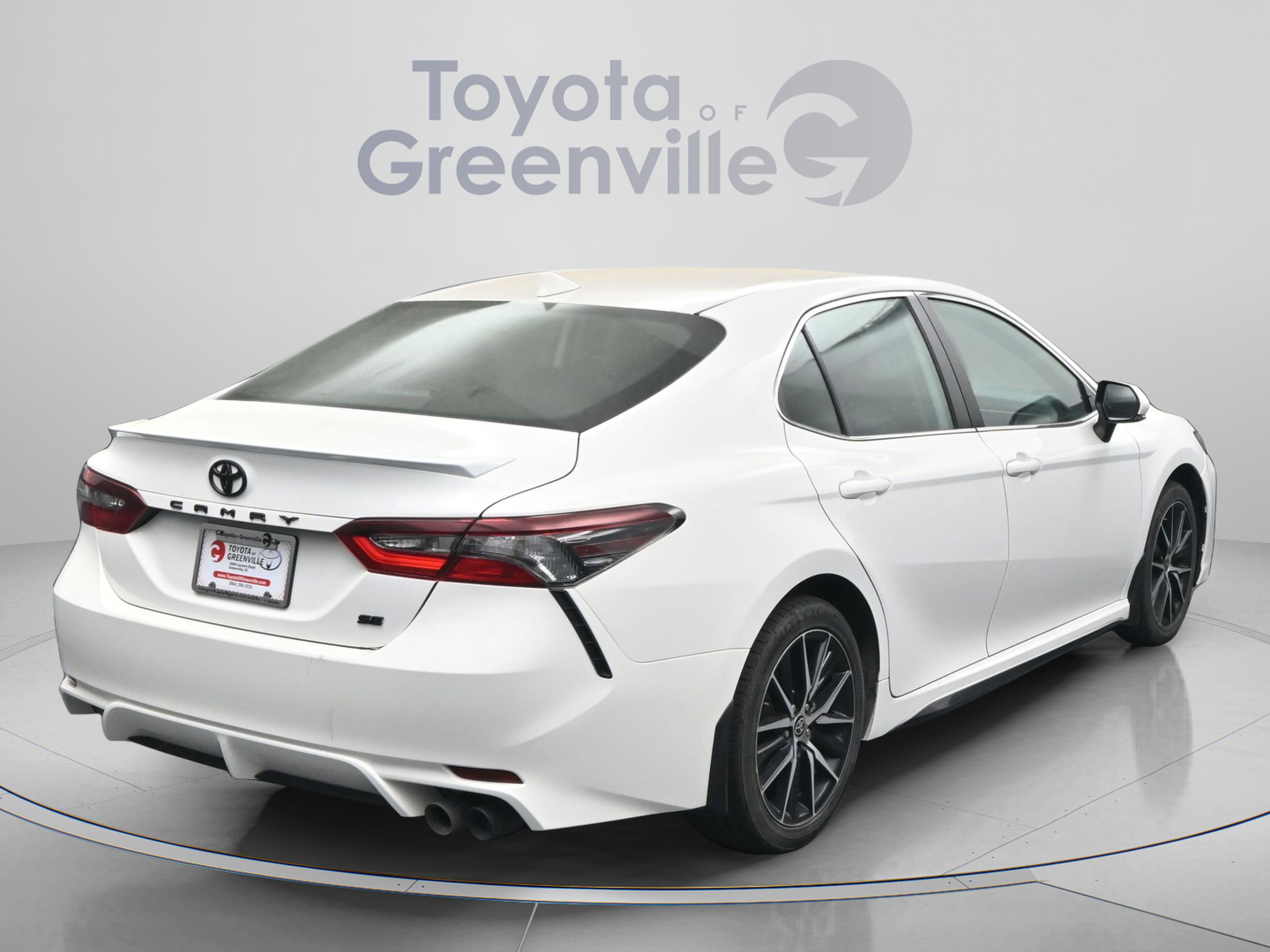 Certified 2024 Toyota Camry SE FWD image 13