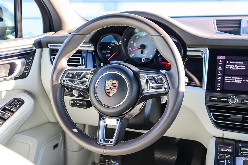 Used 2021 Porsche Macan S AWD/4WD image 18