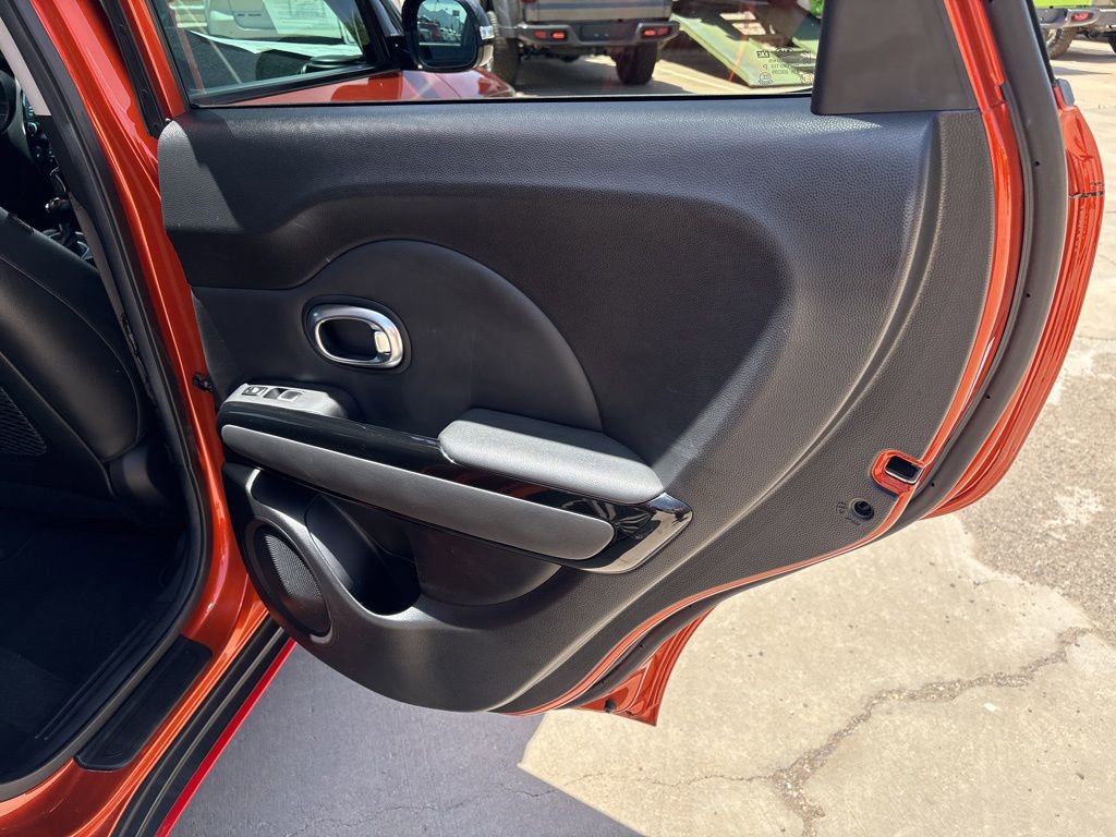 Used 2018 Kia Soul ! w/ Tech Package FWD image 18