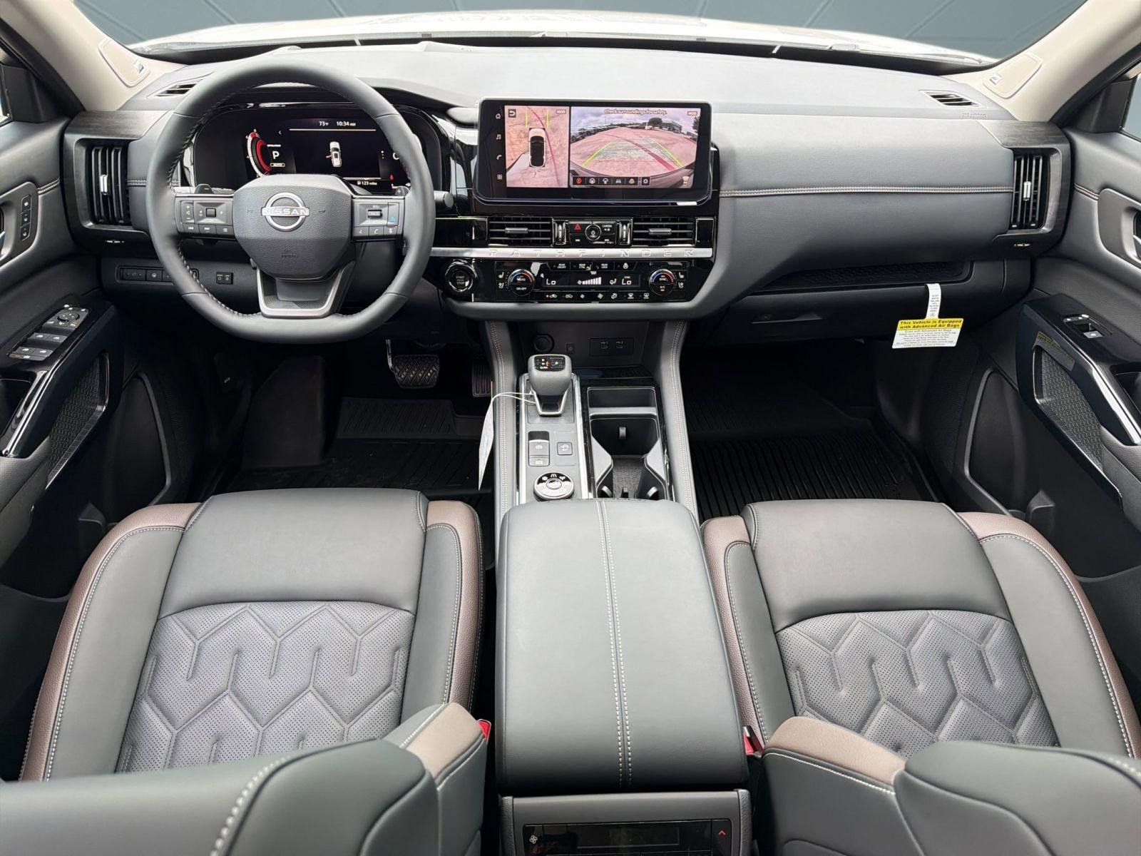 New 2026 Nissan Pathfinder Platinum image 17