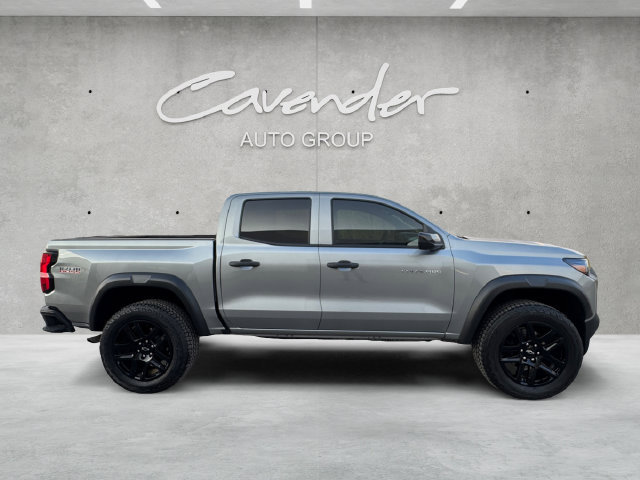 Certified 2024 Chevrolet Colorado Trail Boss w/ Technology Package AWD/4WD image 17