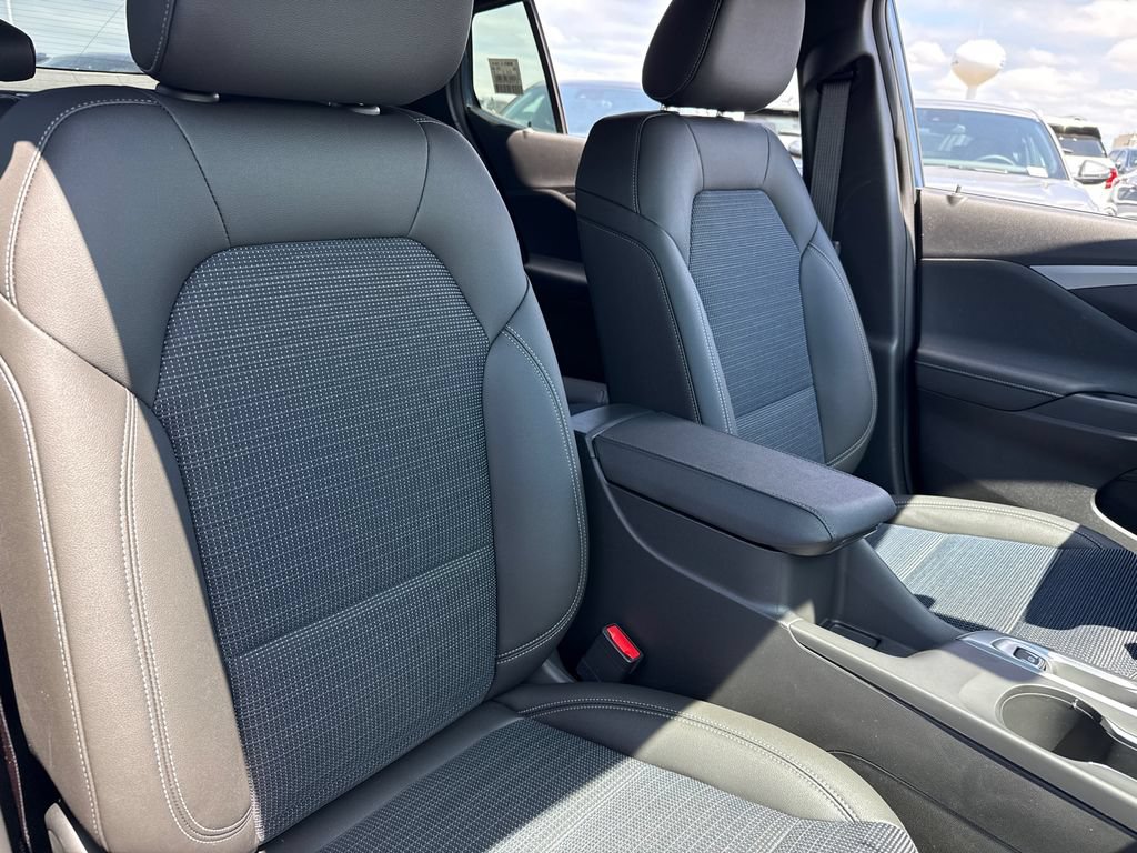 New 2026 Buick Envista Preferred FWD image 34