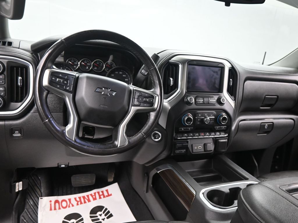 Used 2021 Chevrolet Silverado 1500 LT Trail Boss w/ Convenience Package II image 3