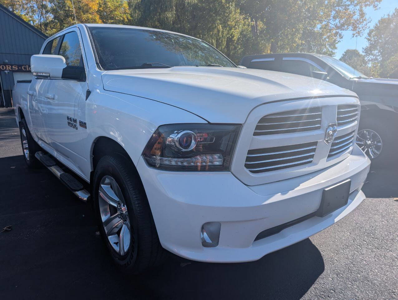 Used 2016 RAM 1500 Sport image 2